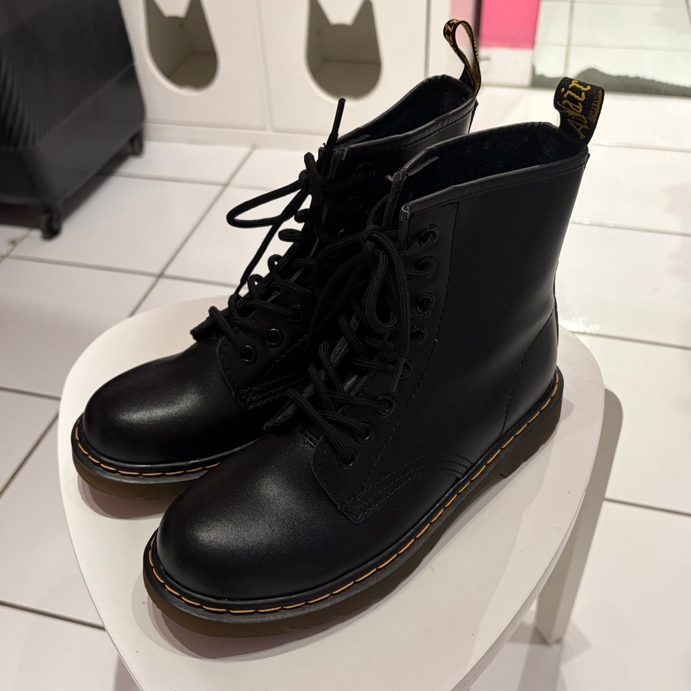 Dr. Martens 1460 NAPPA LEATHER LACE UP BOOTS